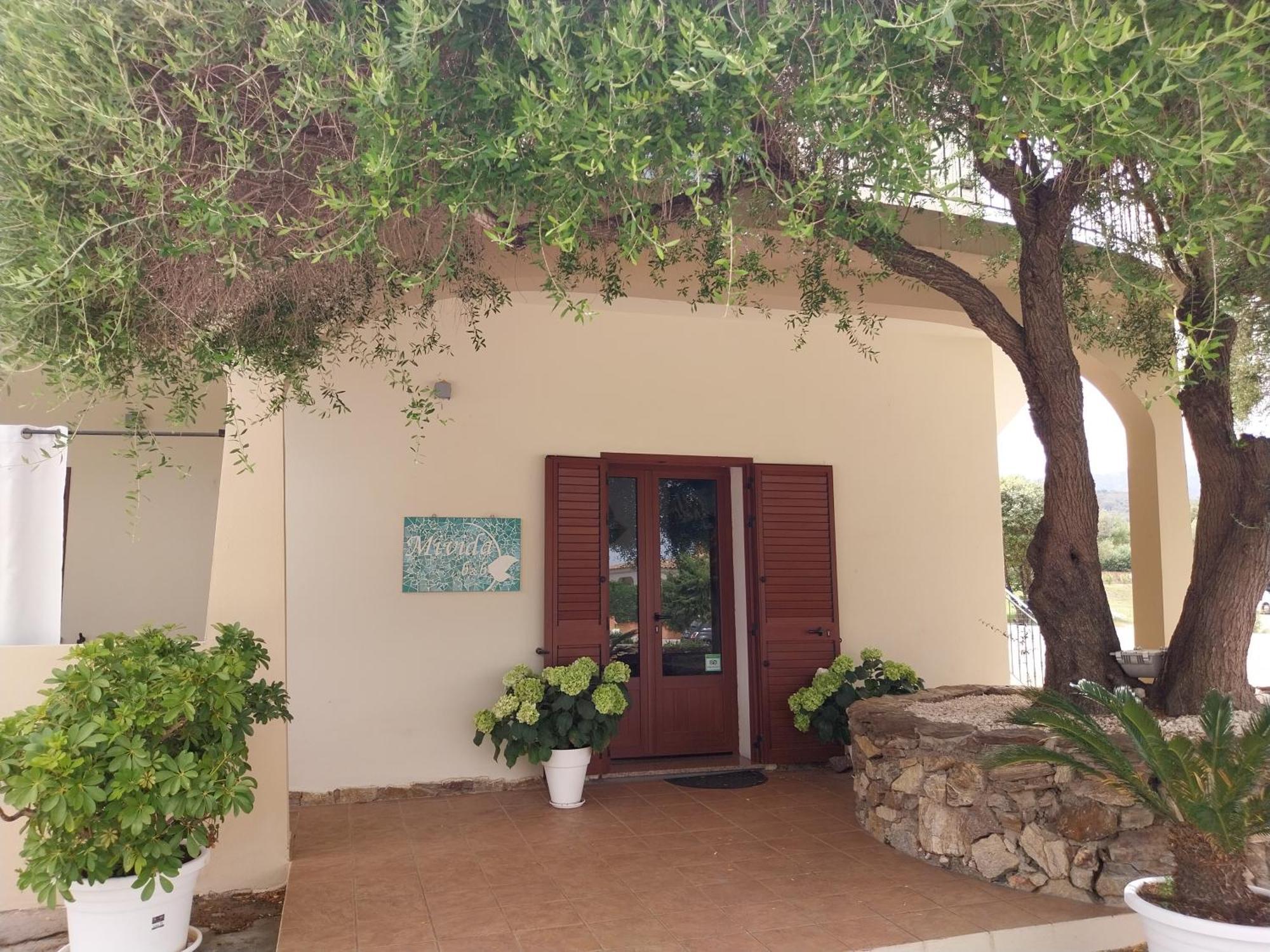 Bed and Breakfast Mivida "Le Stanze Di Ada" San Teodoro  Exterior foto